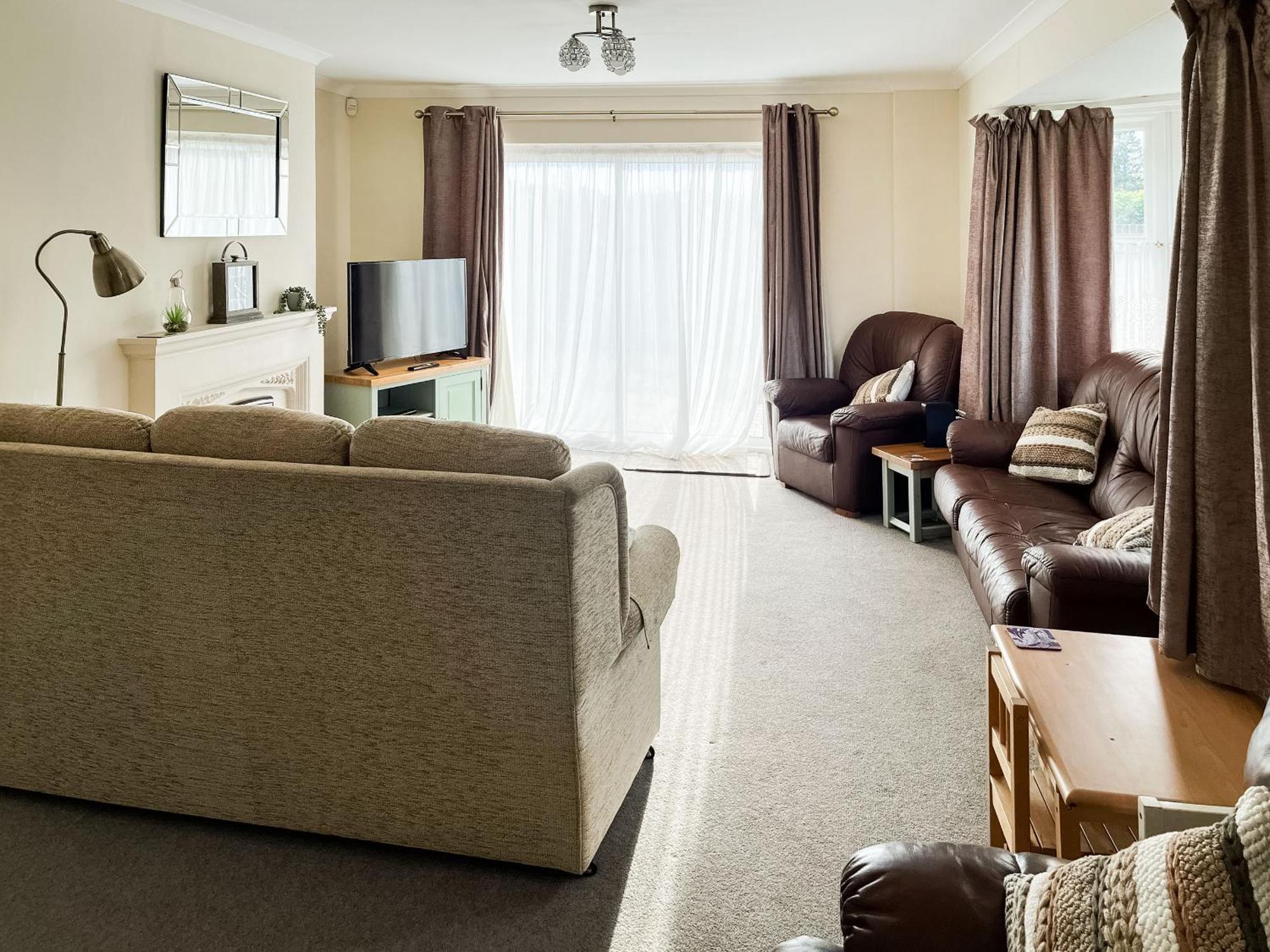 The Fairway Villa Westgate-on-Sea ภายนอก รูปภาพ